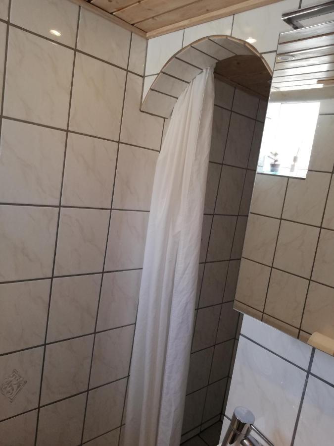 Апартаменты Hos Elsa Хиртсхальц Экстерьер фото